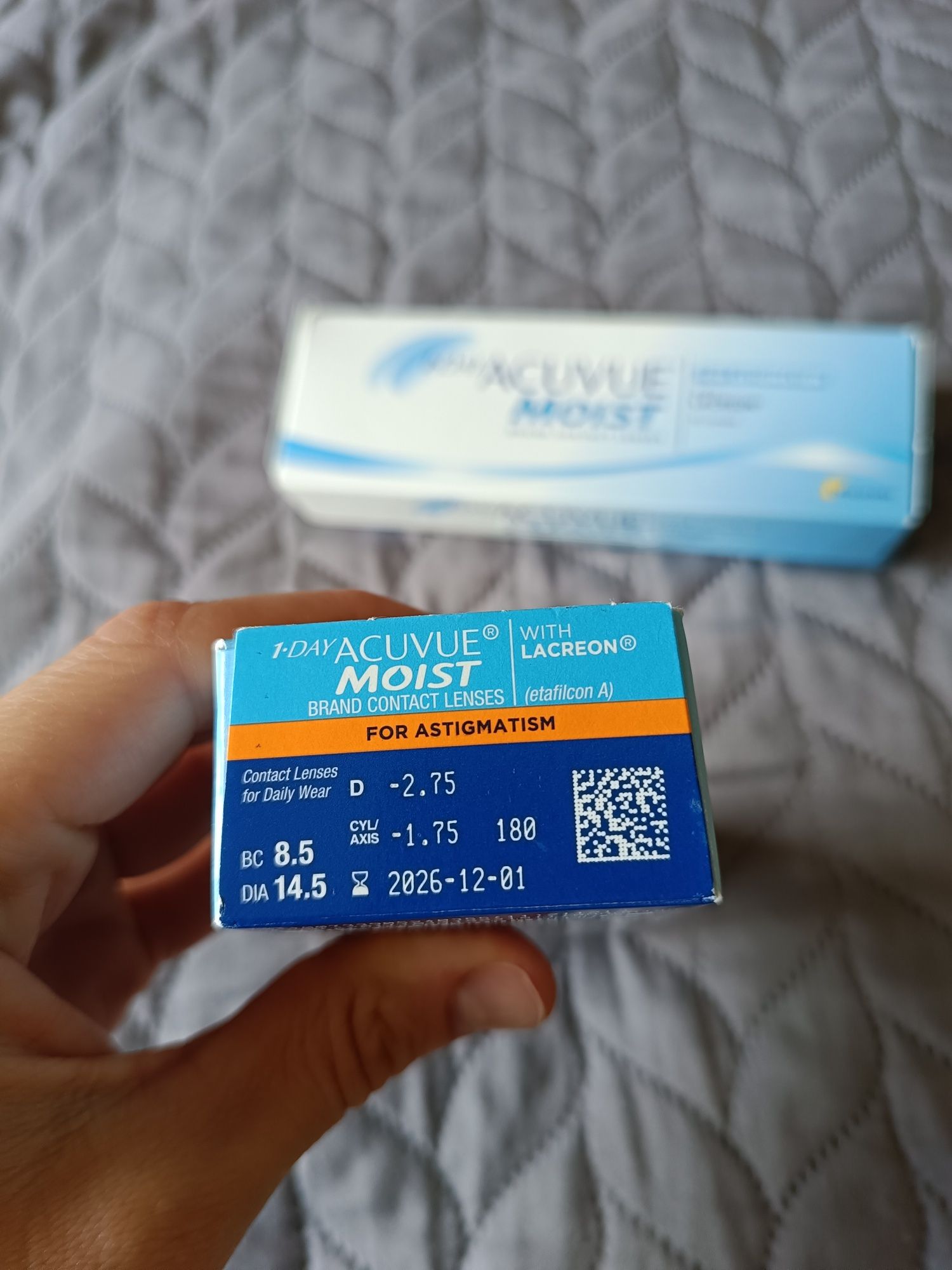 Soczewki kontaktowe 1 day Acuvue Moist for astigmatism NOWE -2.75 45