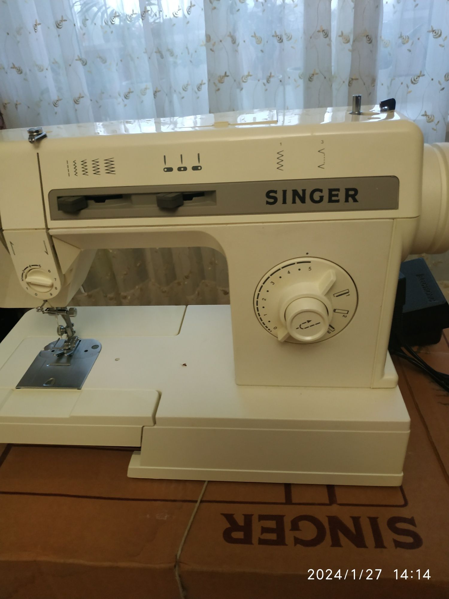 Швейная машинка SINGER