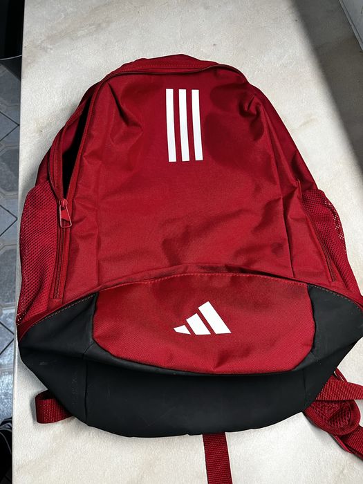 Plecak adidas czerwony