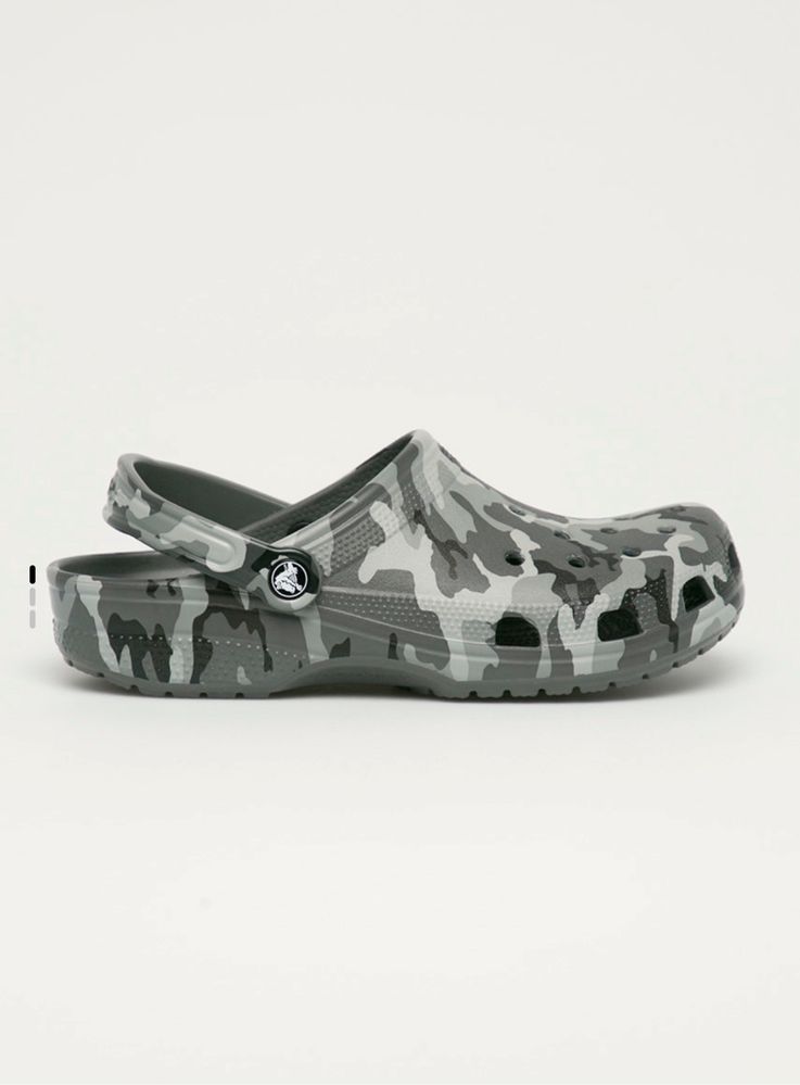 Crocs classic pritned camo clog, чоловічі крокси, шльопанці