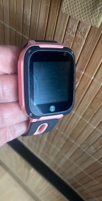 Smartwatch (różowy zegarek) dla dziewczynki