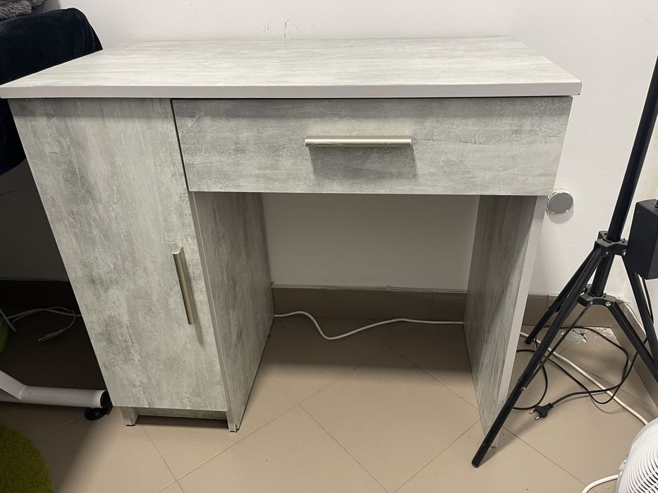 Туалетний столик