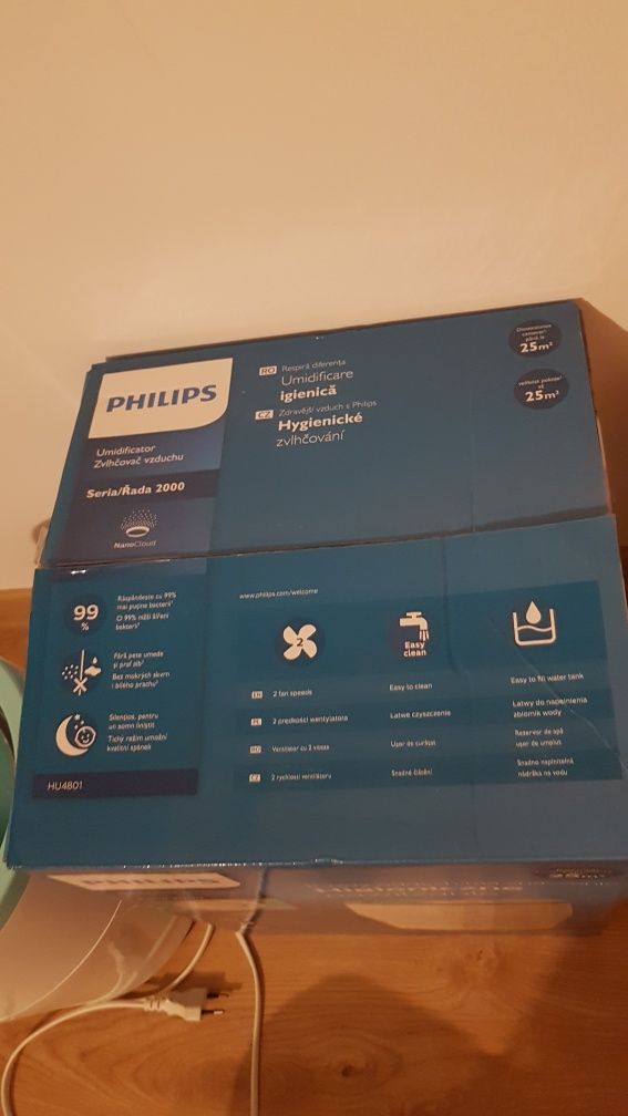 Nawilżacz powietrza Philips HU4801