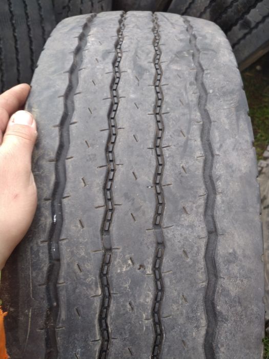 Opona 265/70 R 19.5 Nokian