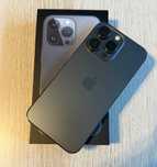 iPhone 13 Pro 256 GB Graphite – bardzo dobry stan + 3 etui MagSafe