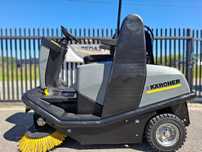 Zamiatarka Karcher KM 120/150 R * Akumulatorowa*  296h*