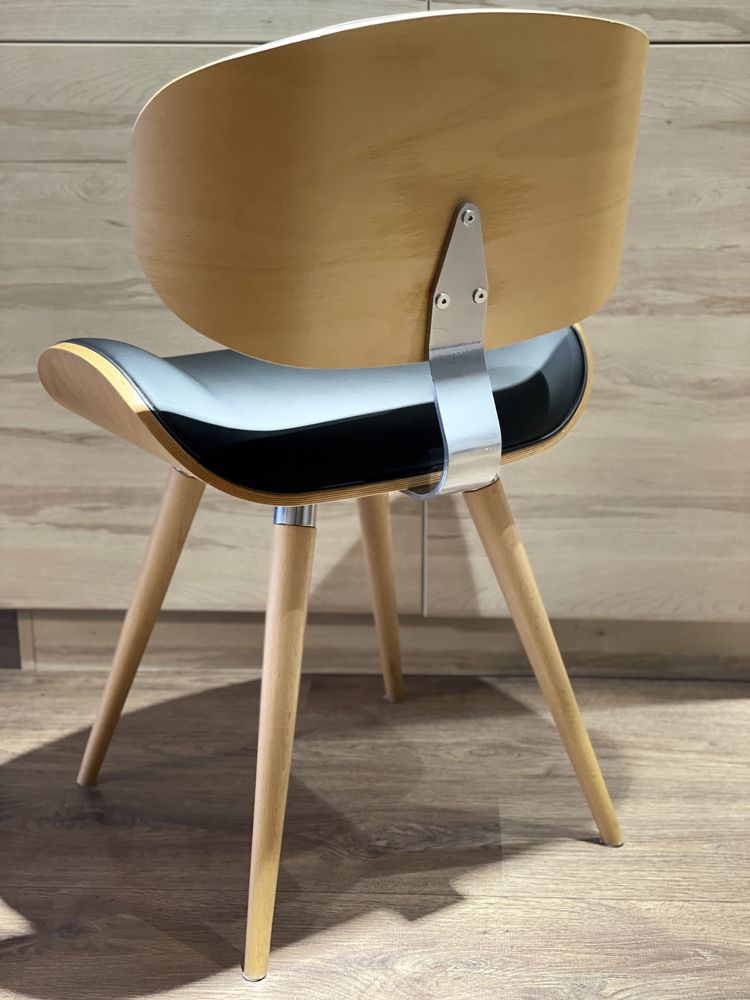 Krzesło Ample Dąb tapicerowane drewniane designerskie okrągłe nogi