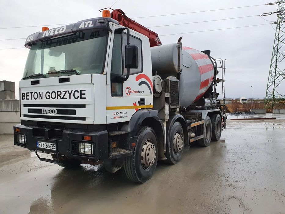 Iveco Magirus  Pompogruszka Iveco Cifa 28m