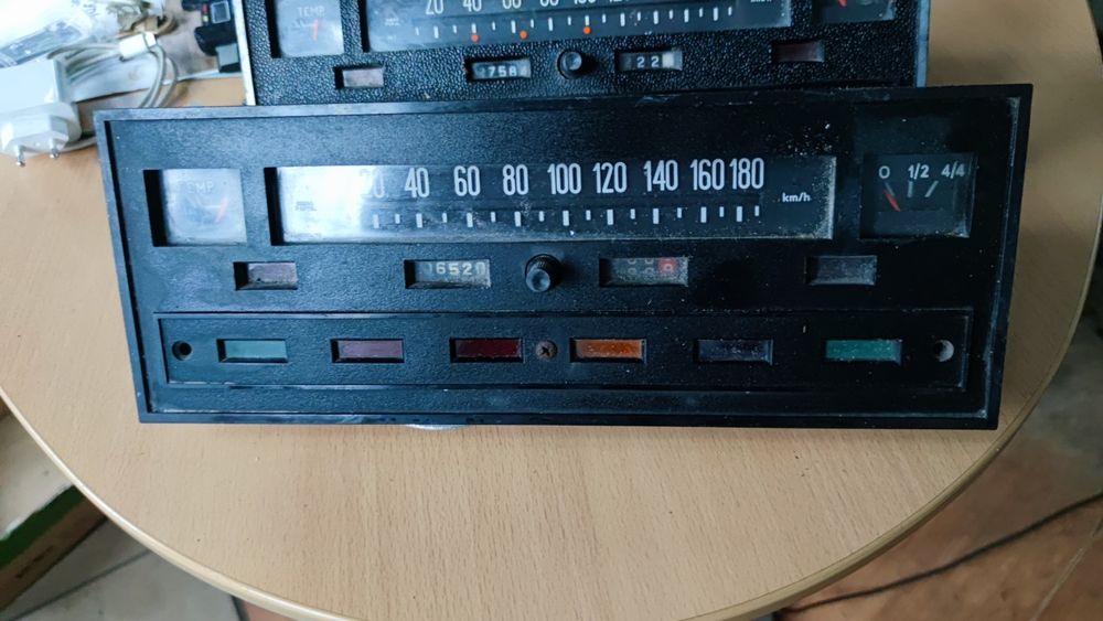 licznik FIAT 125P zapasy PRL cena 100zł za szt