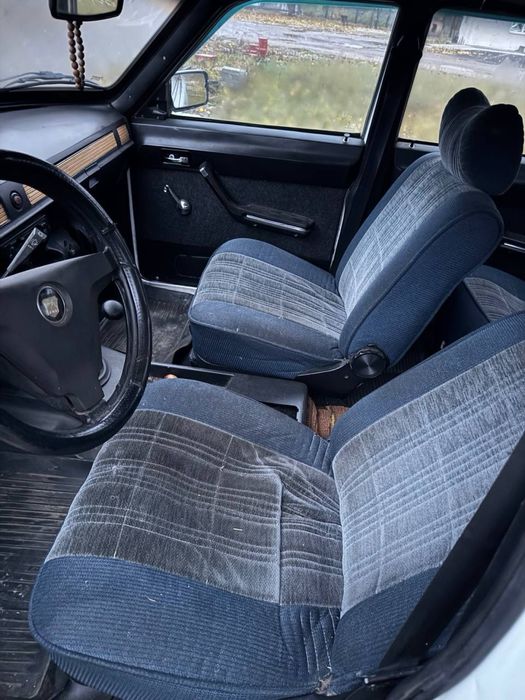 Продам Волгу 2410