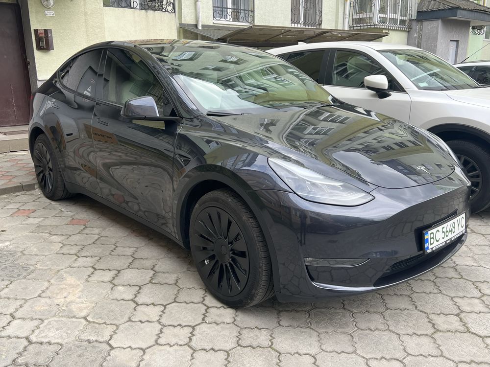 Оренда Tesla Model Y 2024, прокат автомобіля, під виплату.