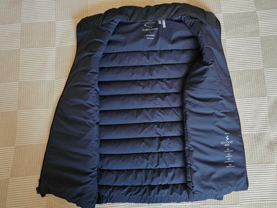 Оригинальная жилетка Calvin Klein Infinite