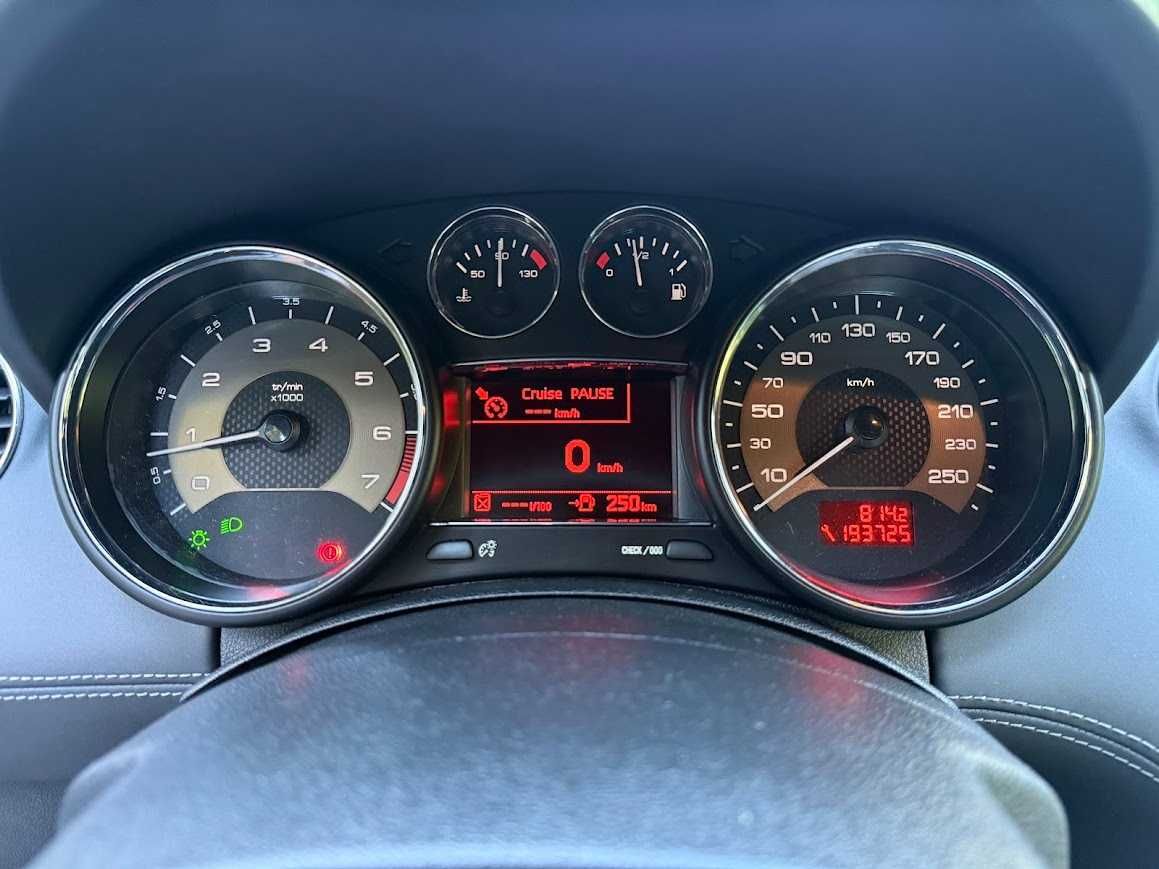 Peugeot RCZ 1,6 THP 200