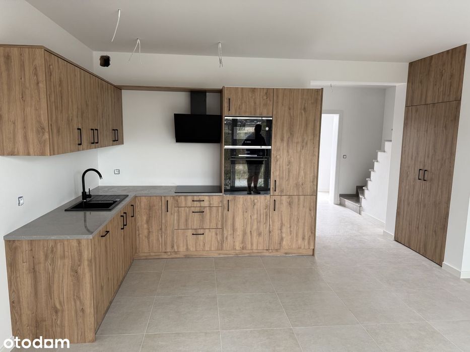 Domy szeregowe Osiedle Zatorze  pod klucz (możliwość wynajmu)