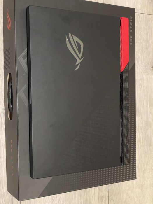 Ігровий ноутбук ASUS ROG Strix G17 G713IC