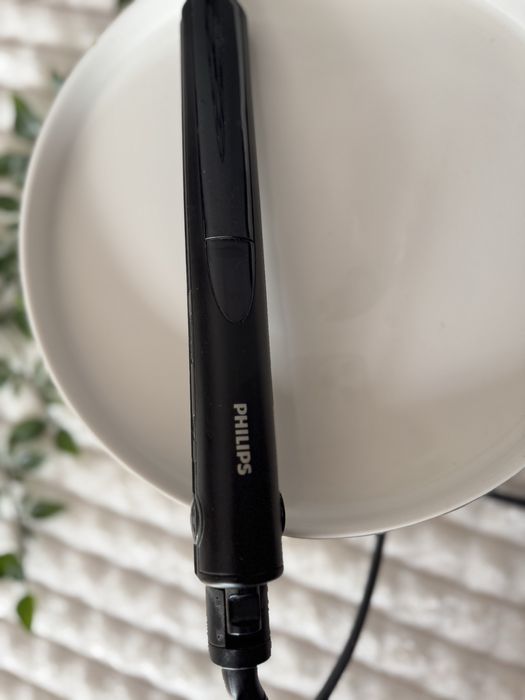 Prostownica do włosów Philips