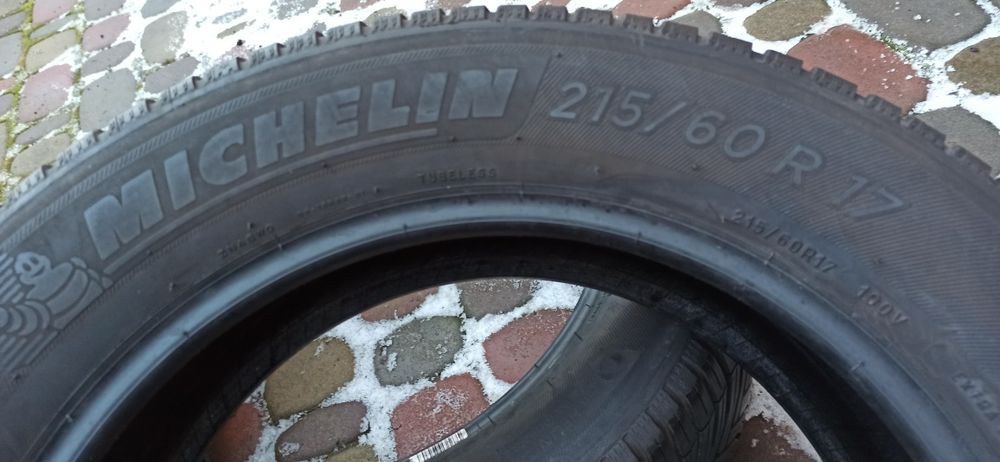 Шини резина пара 215 60 R17 Michelin Cross Climate