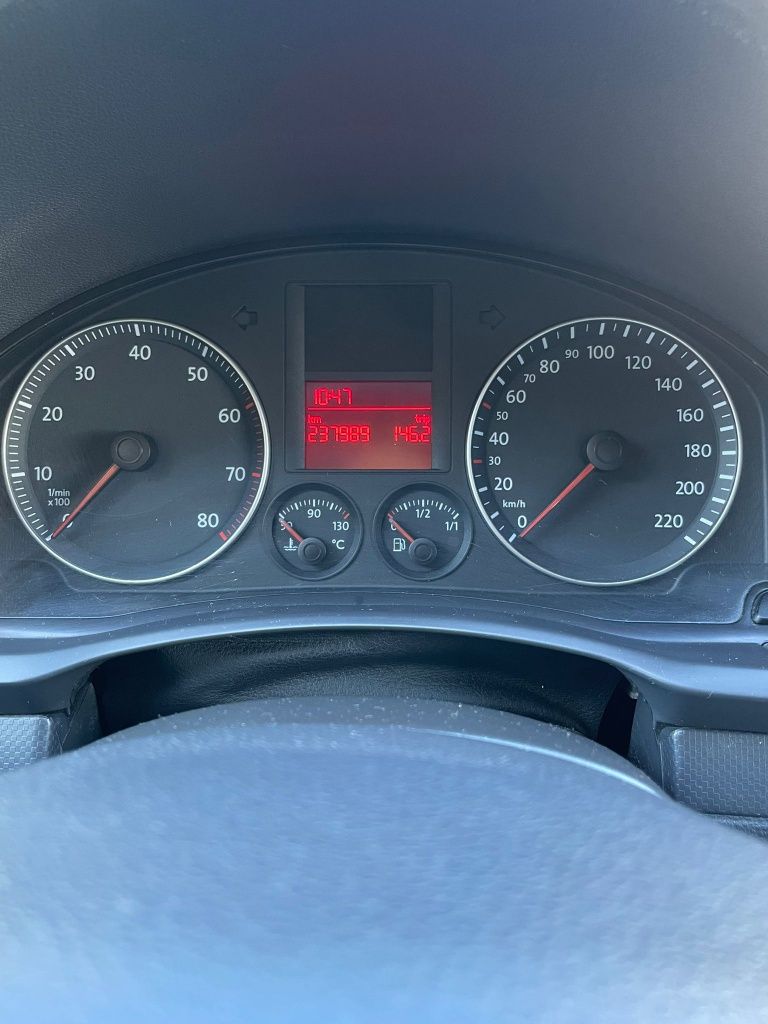 VW Golf V 1.4 FSI