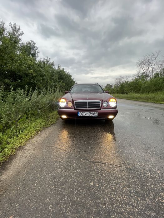 Комфортне Авто W210