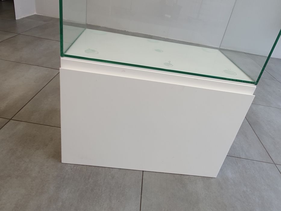 Szklana witryna sklepowa