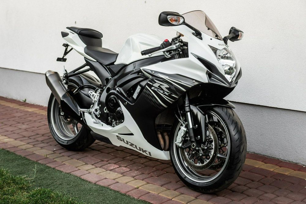 Suzuki GSX-R 600 R 2011 L1 MAŁY PRZEBIEG RATY Transport Największy Wybór Moto W PL