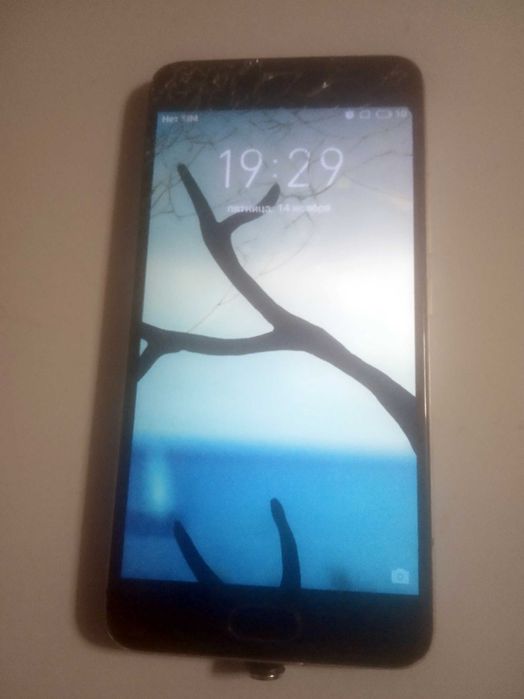 Мобільний телефон Meizu M5 M611H 3/32 Gb андроід 6