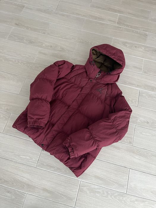 Пуховик Nike air jordan essentials