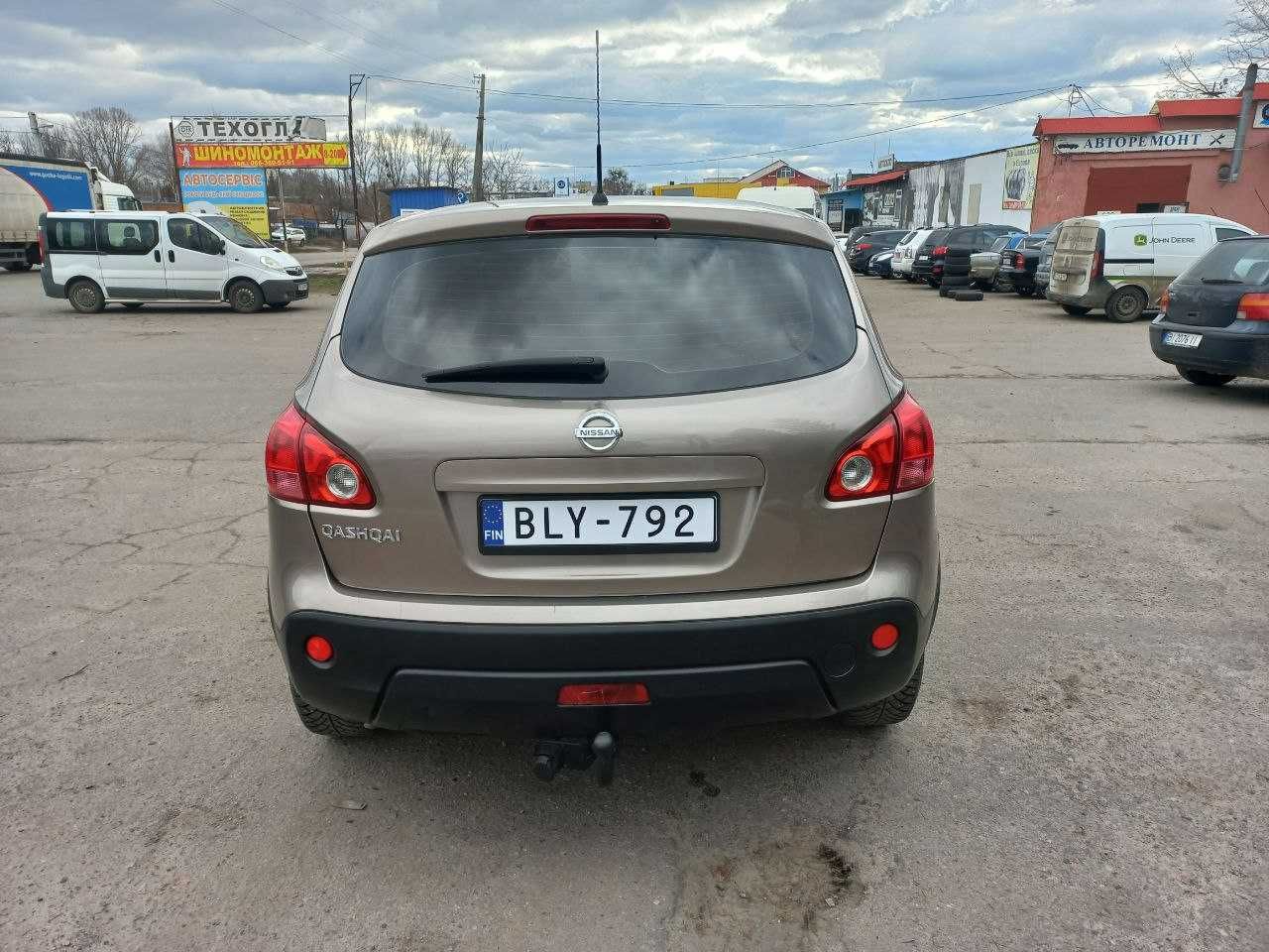 Продам Nissan Qashqai