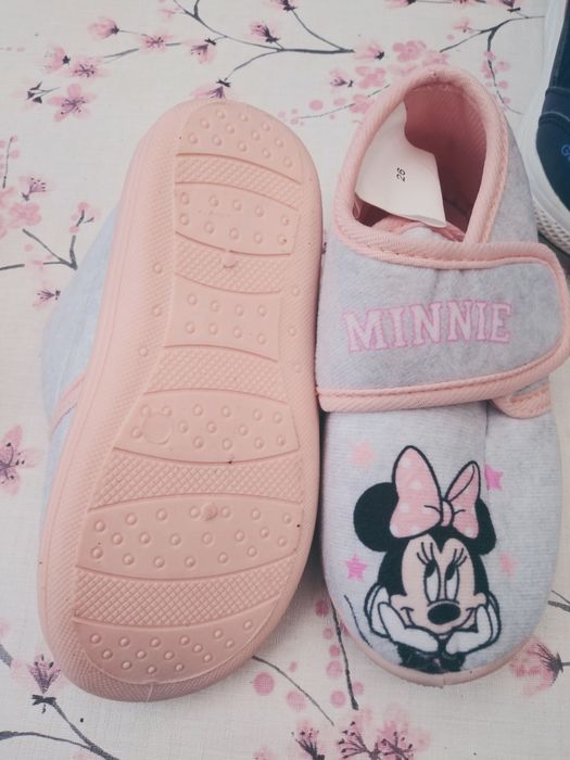 Kapcie Disney dla dziewczynki nr.26