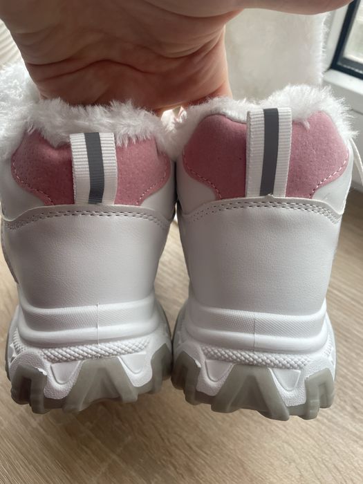 Кросівки утеплені для дівчинки