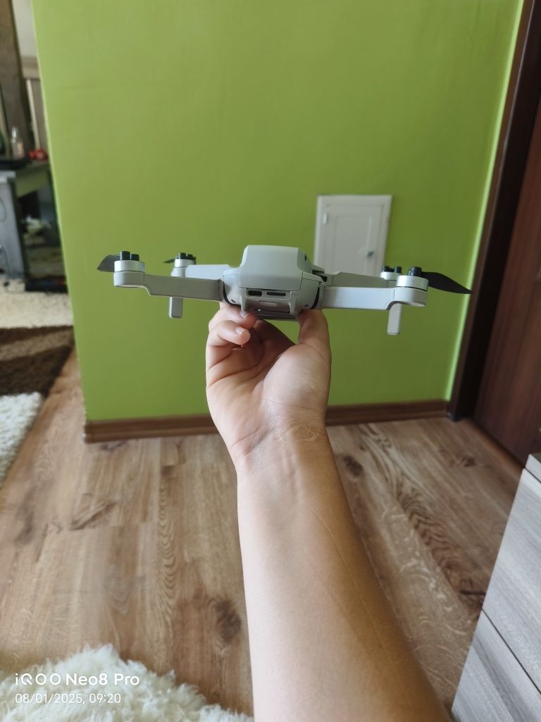 Dron DJI mini 2 dobry stan