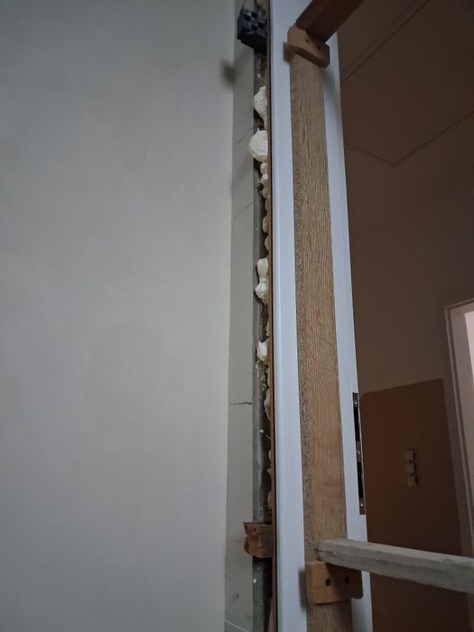 Rozporki do drzwi, rozporki do montażu ościeżnicy