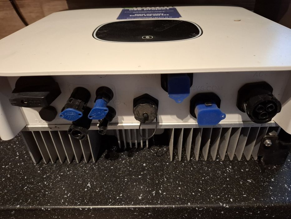 GROWATT Falownik hybrydowy MIN-3000TL-XH 1F 3KW  idealny w