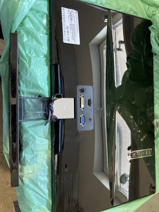 Monitor LG Flatron E2260V-PN