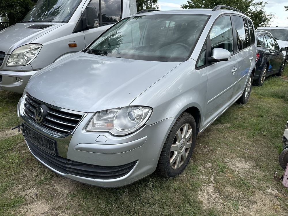 Volkswagen Touran 1.9 TDI BLS DSG 105KM Niemcy