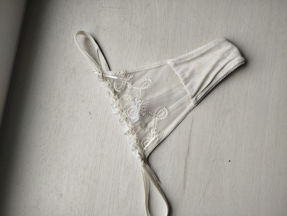 Трусики стрінги М