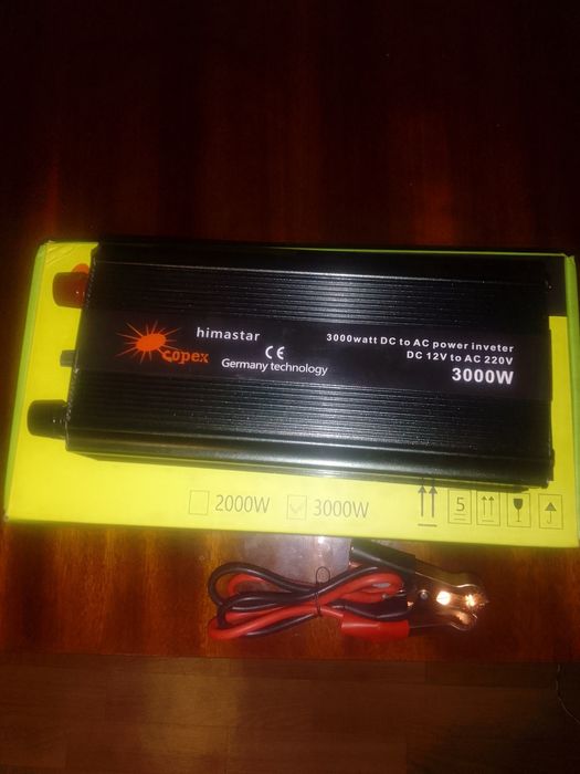 Инвертор 12-220  3000 w
