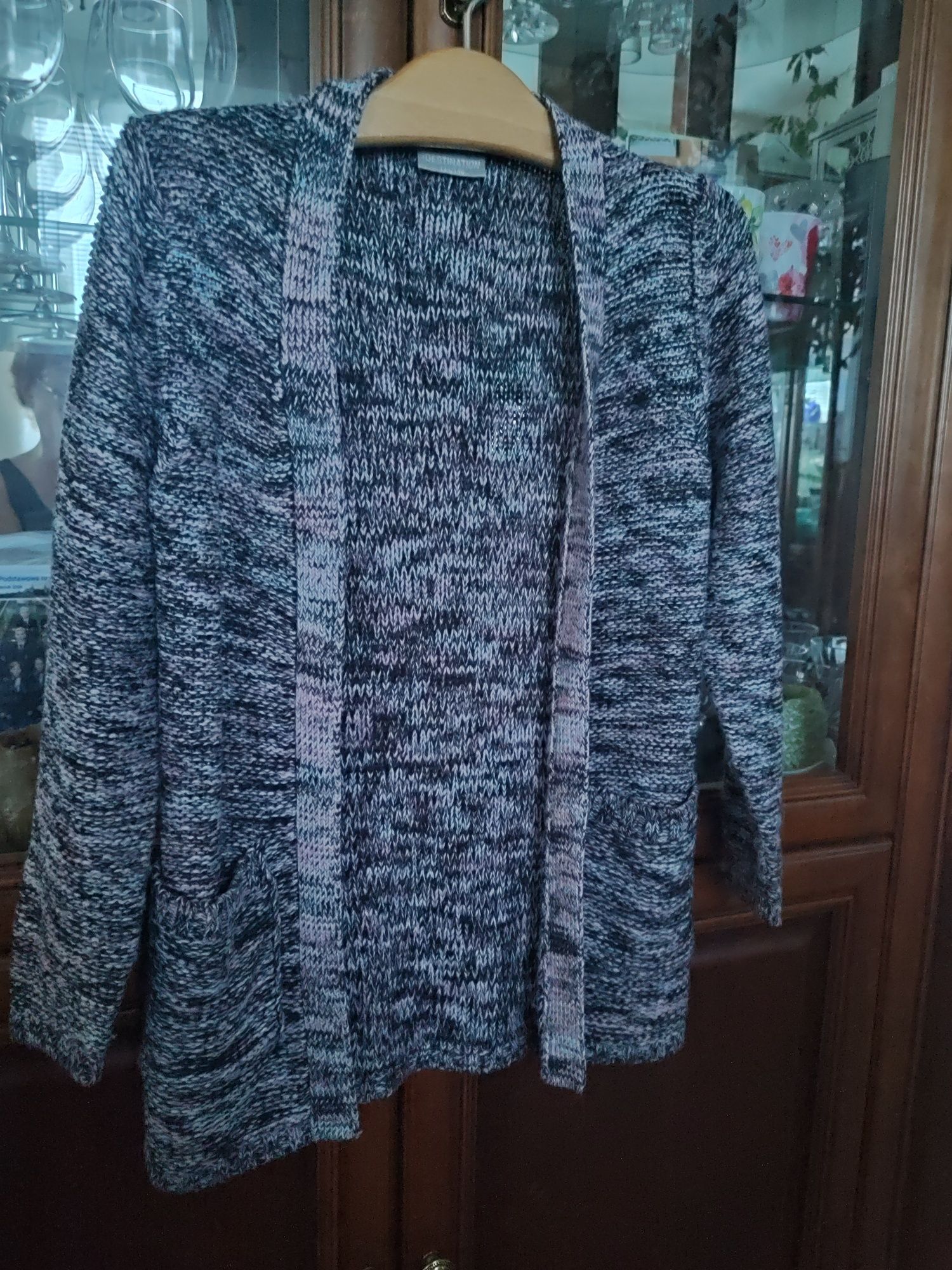 Sweter kardigan 134-140, mięciutki akryl. Odbiór osobisty