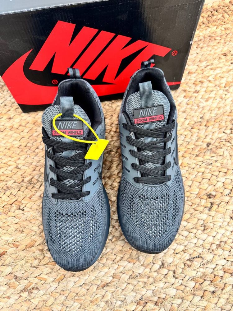 Кросівки чоловічі скрізна сітка Nike Zoom Winflo