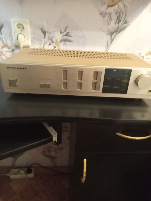 Усилитель Marantz PM 240