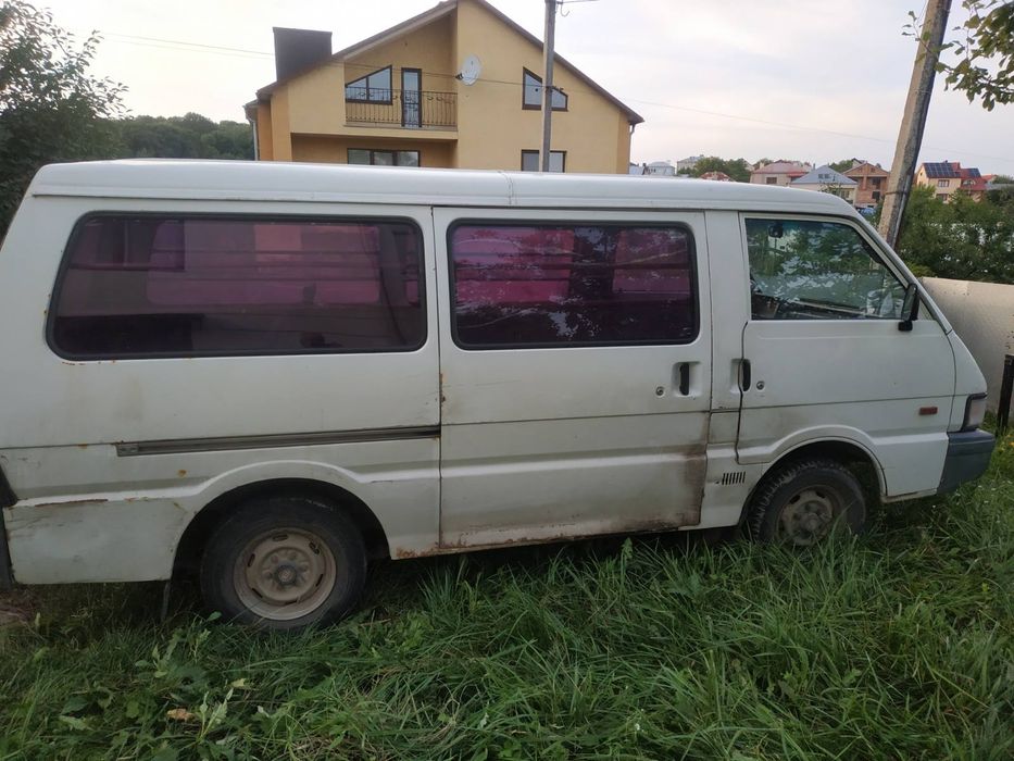 КІА БЕСТА мікроавтобус