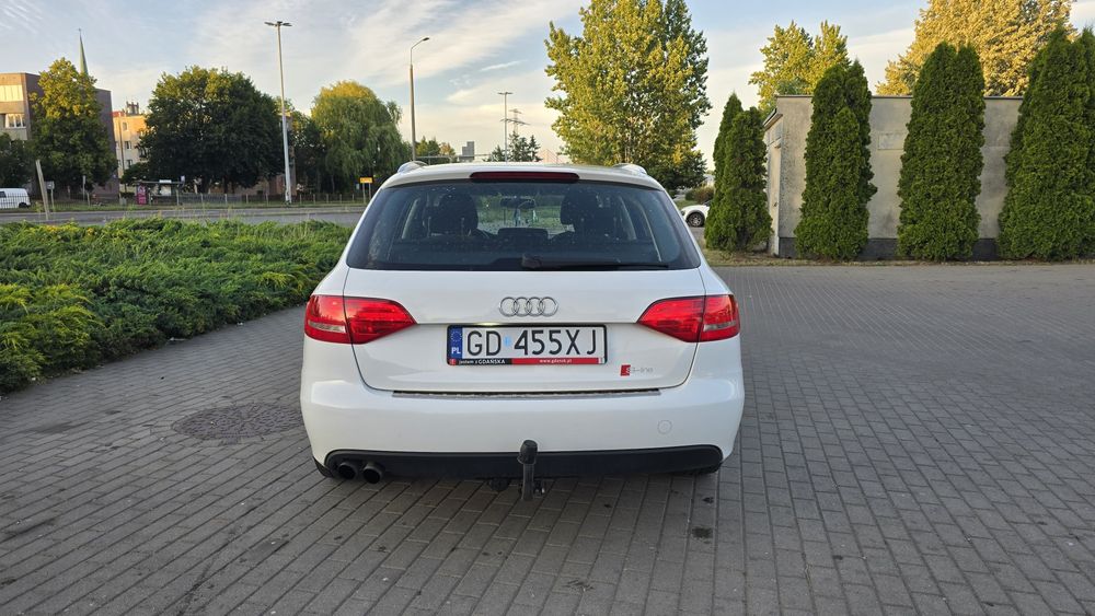 Audi A4 B8 2.0 120KM 2009r
