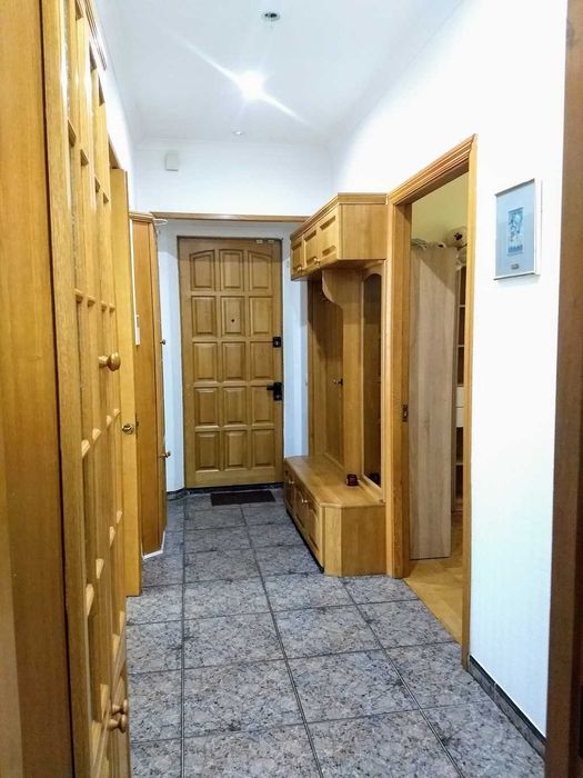 Оренда 3-кімнатної квартири Золоті Ворота Хрещатик Прорізна 10