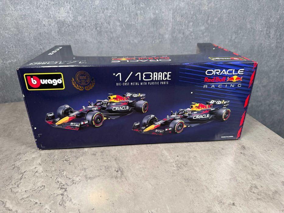 Bburago F1 Red Bull RB19 2023 Масштаб 1/18 №1 Max Макс Ферстаппен ф1