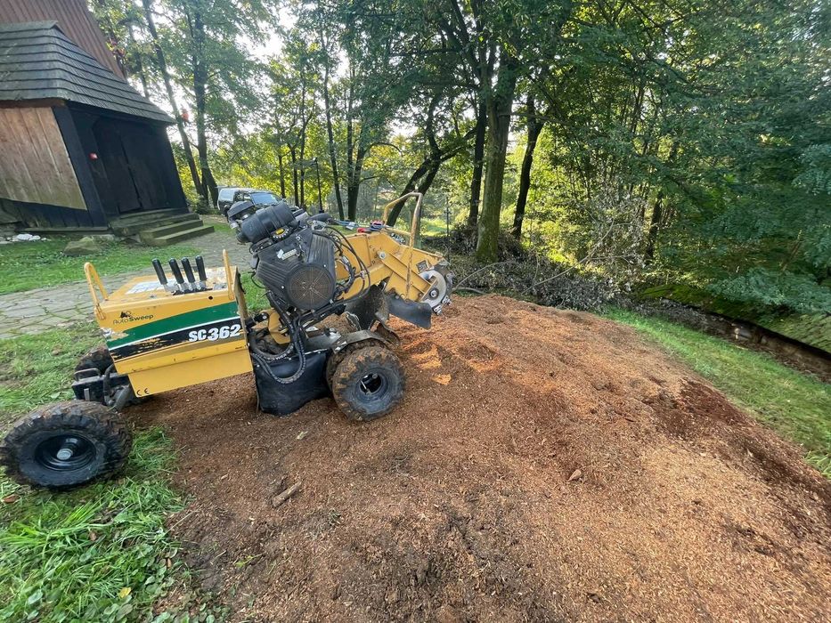 Frezowanie Pni / Usuwanie Karp / Karczowanie drzew / Frezarka do Pni