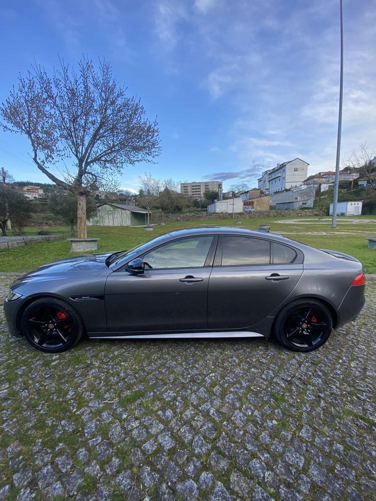 Jaguar XE 2.0 R-Sport 180cv