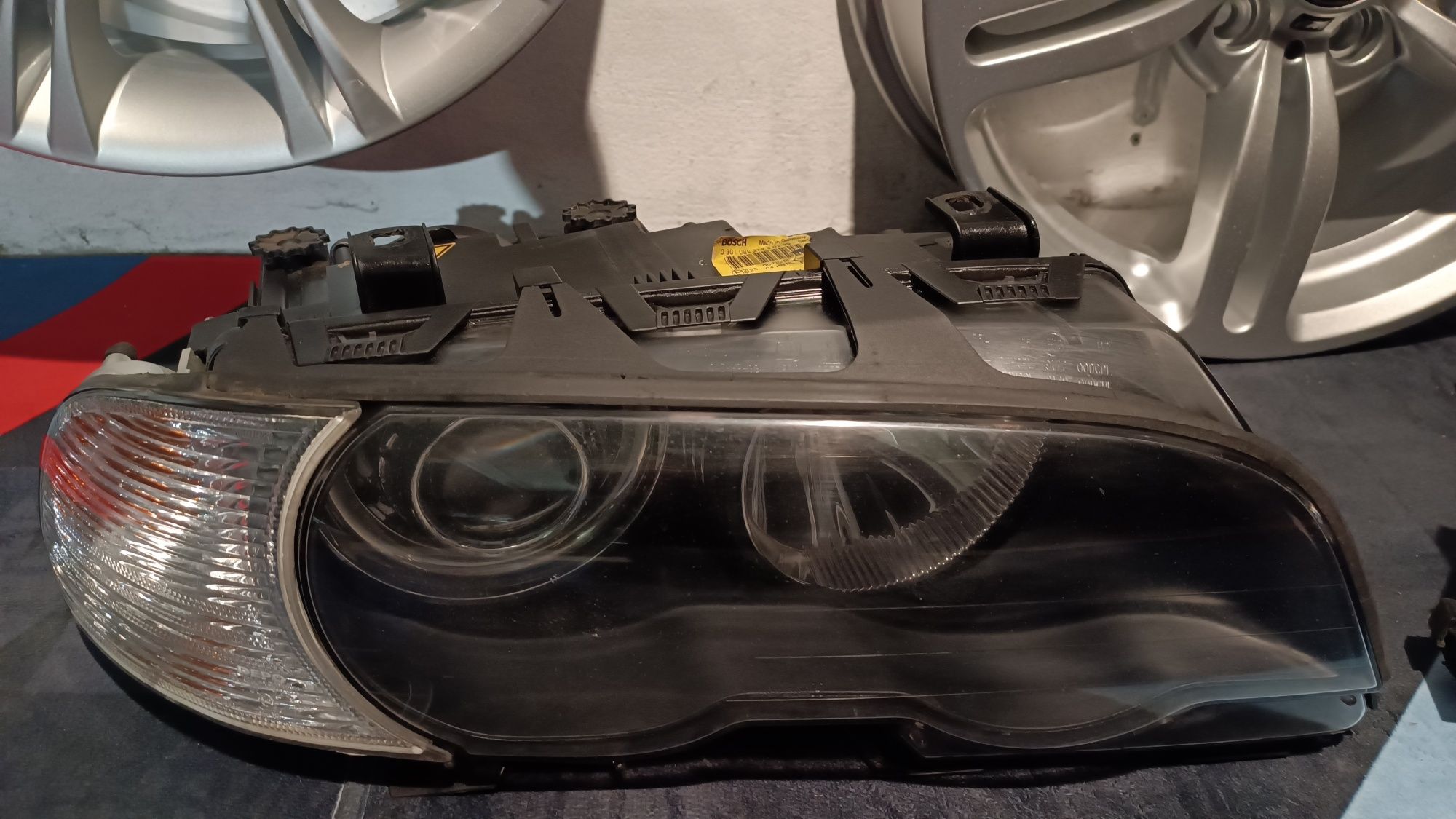 Conjunto de faróis xénon originais Bosch,para bmw E46 coupé fase 1