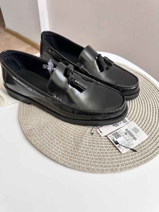 Лофери Zara шкіра туфлі кросівки взуття