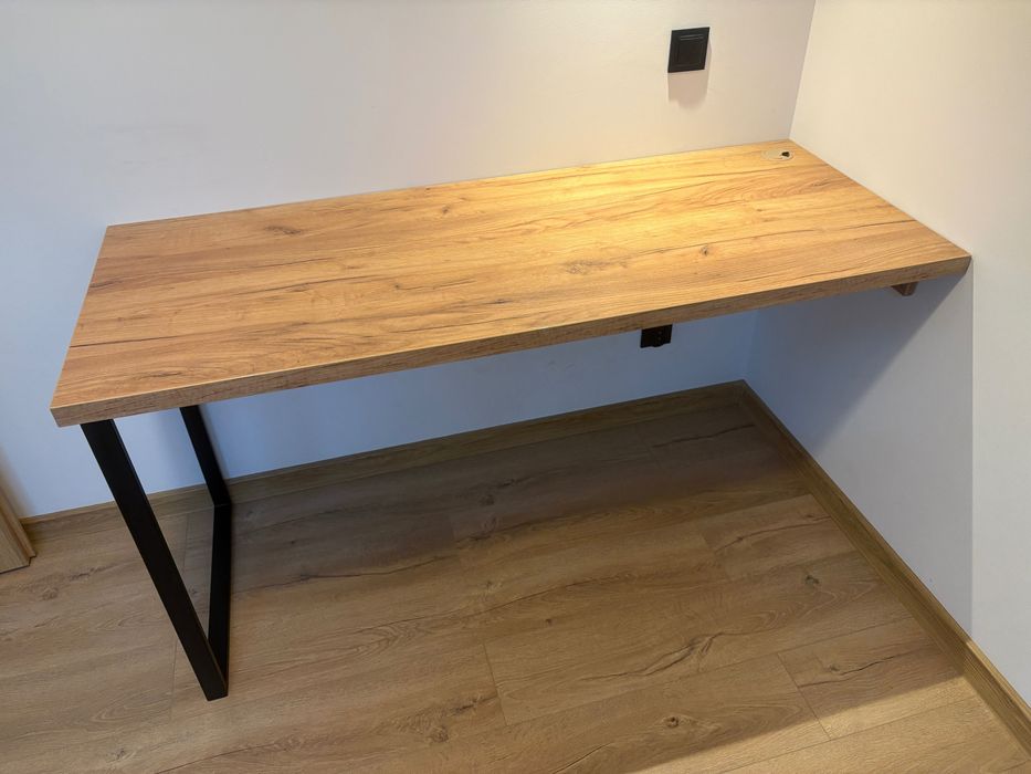 Piękne biurko na wymiar - 150x60 - jak nowe!