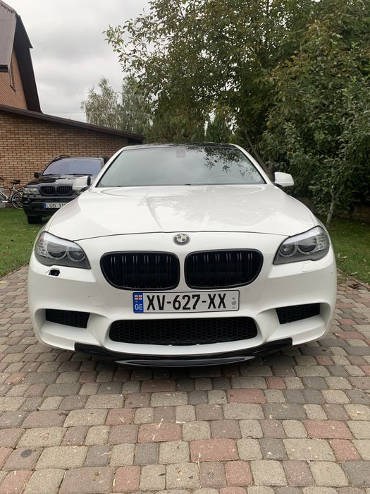 Разборка BMW F10 N57 N20 N55 N63 N13 фари крило бампер стопи двері